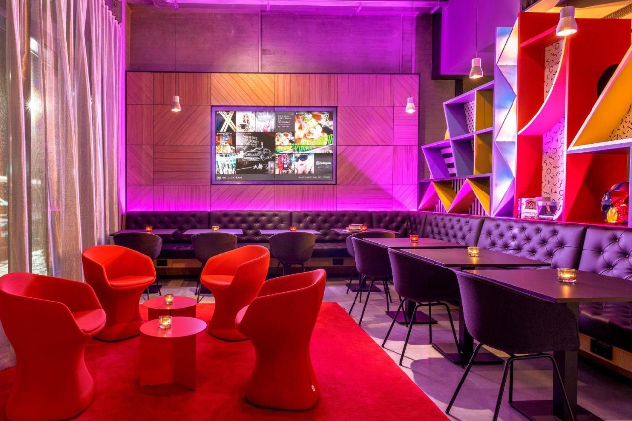 Moxy Milan Linate Airport Hotell Segrate Exteriör bild