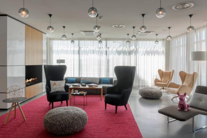 Moxy Milan Linate Airport Hotell Segrate Exteriör bild