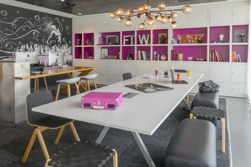 Moxy Milan Linate Airport Hotell Segrate Exteriör bild